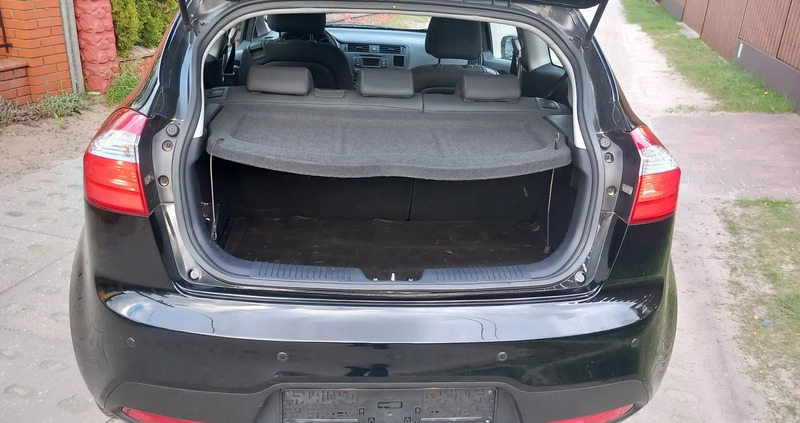 Kia Rio cena 19900 przebieg: 103130, rok produkcji 2013 z Zalewo małe 191